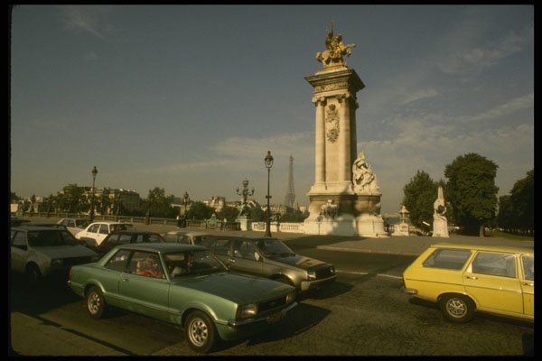 205098 Traffic Across Historic Alexandre III Bridge A4 Photo Print
