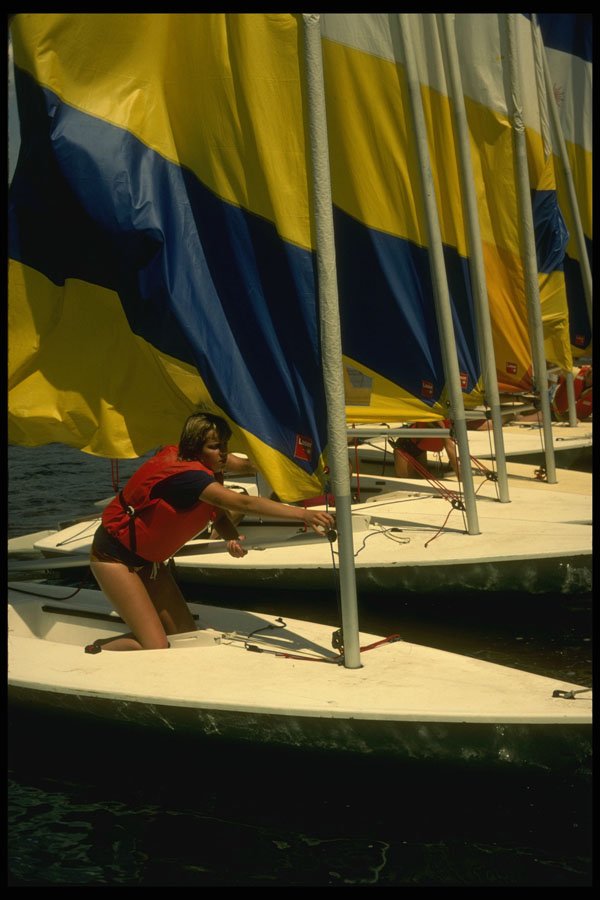 206012 Preparing For A Sail A4 Photo Print