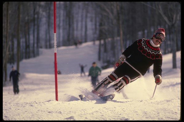 206017 Skier In Action A4 Photo Print