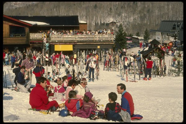 206019 Spring Ski Weather A4 Photo Print