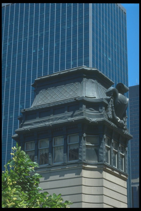 212029 Bridge Building Over Chicago River A4 Photo Print