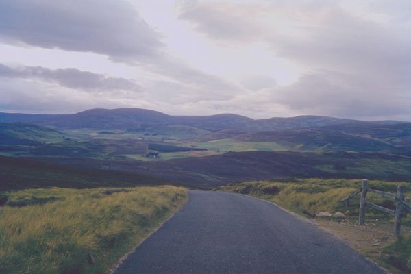 213062 Tomintoul, Scotland A4 Photo Print