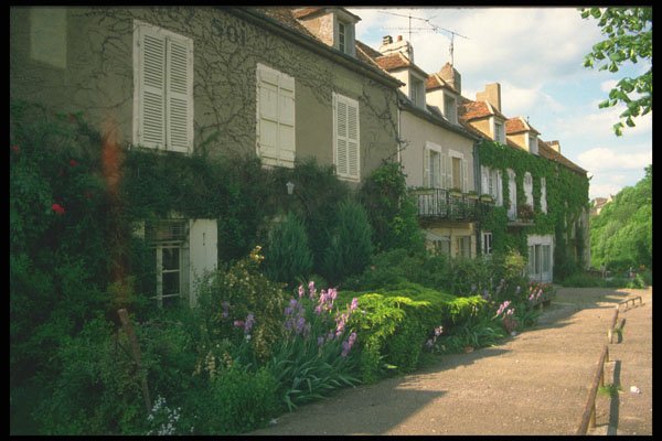 215013 Longpont, Champagne Region A4 Photo Print