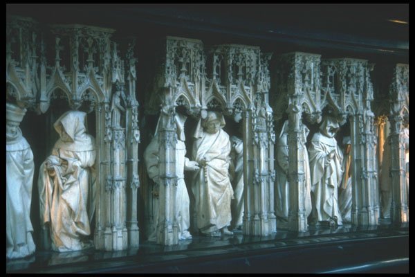 215015 Sarcophagus, Palais Des Ducs, Dijon A4 Photo Print