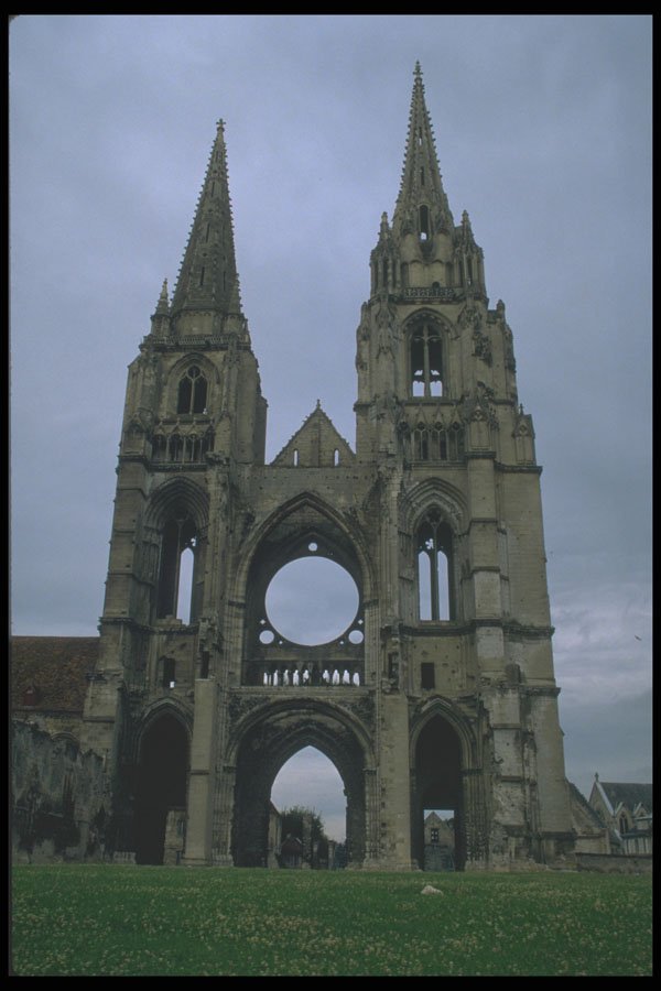 215016 Church Ruins, Soissons A4 Photo Print