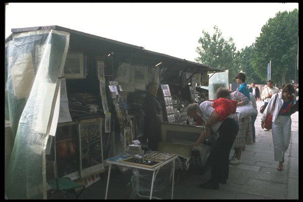 215082 Print Sellers Along The Seine, Paris A4 Photo Print