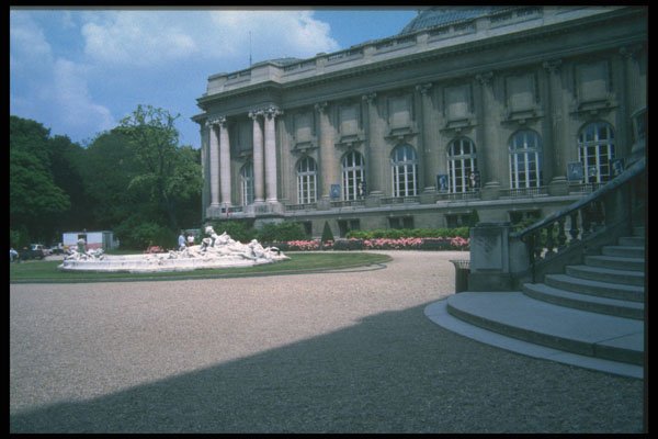 215098 Grand Palais, Paris A4 Photo Print