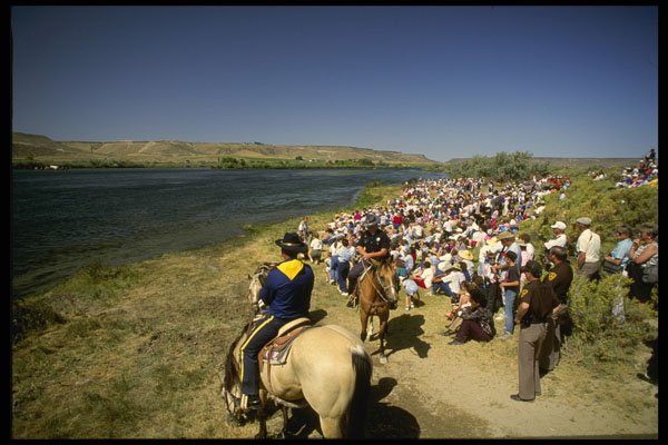 216085 Crowds Gather For The Snake River Annual Crossing A4 Photo Print