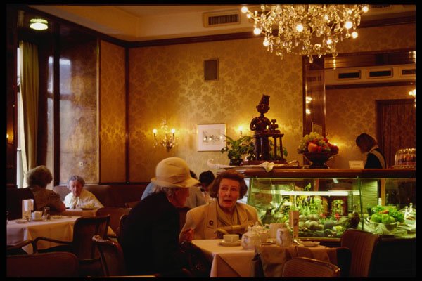 222029 Imperial Cafe, Imperial Hotel, Vienna A4 Photo Print