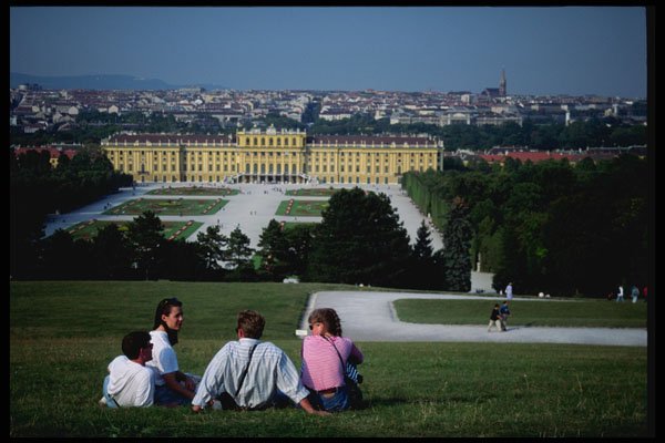 222035 Grounds Of Historic Schonbrunn Palace, Vienna A4 Photo Print