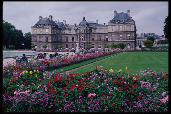 223047 The Palais Du Luxembourg And Gardens, Paris A4 Photo Print