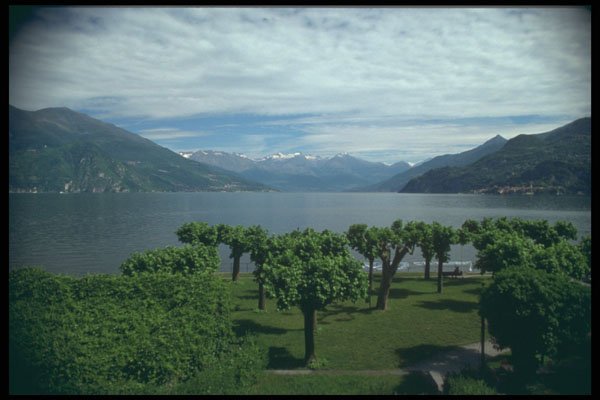 224071 Bellagio, Lac Como A4 Photo Print