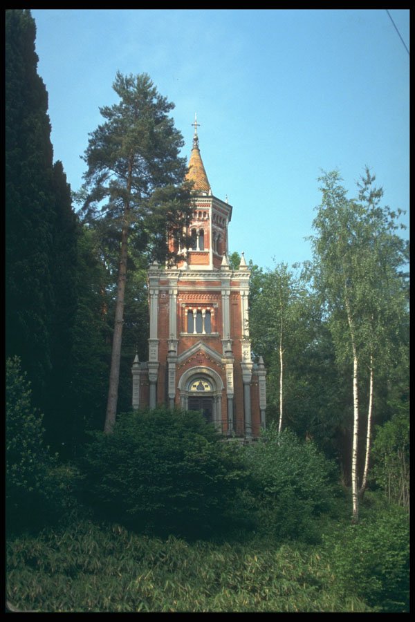 224075 Church, Bellagio A4 Photo Print