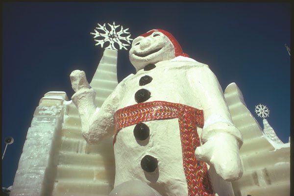 230075 Quebec City Winter Carnival, Quebec A4 Photo Print