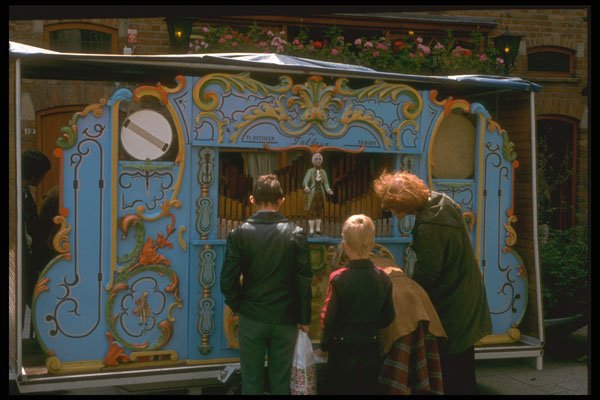 235089 Barrel Organ, De Tolbrug A4 Photo Print