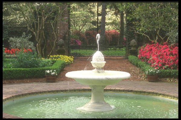 236088 A Fountain A4 Photo Print
