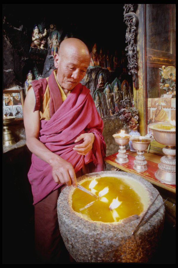 239010 Tibetan Lama, Lhasa Cave Temple A4 Photo Print