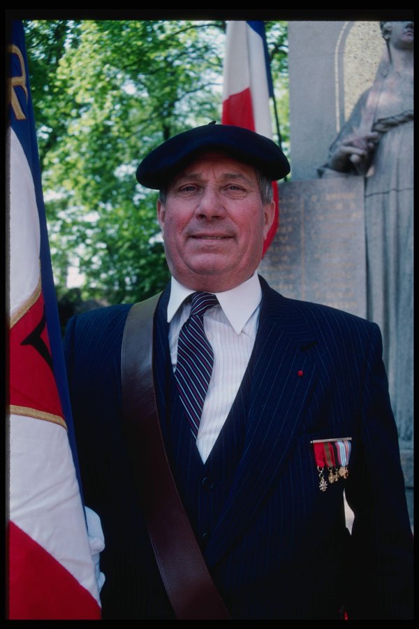 239090 Burgundy War Veteran, France A4 Photo Print