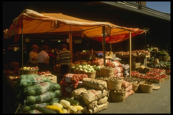 242026 Vegetable Stalls At Byward Market A4 Photo Print