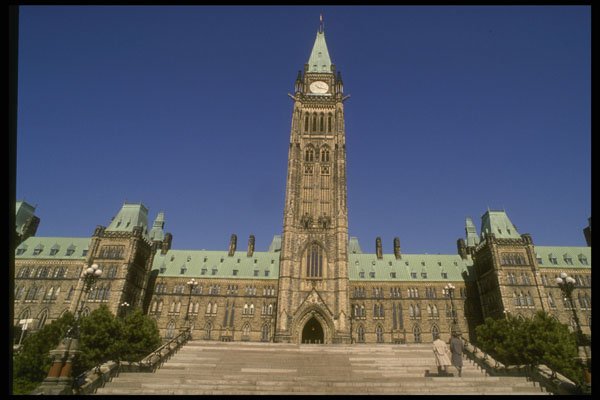 242085 Center Block, Parliament Hill A4 Photo Print