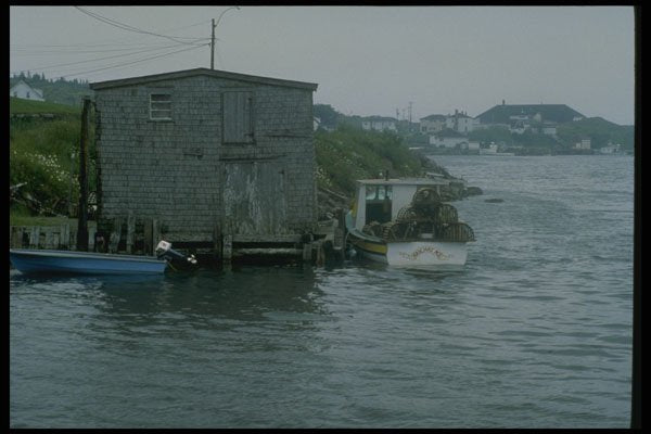 243052 L'ile Madame A4 Photo Print