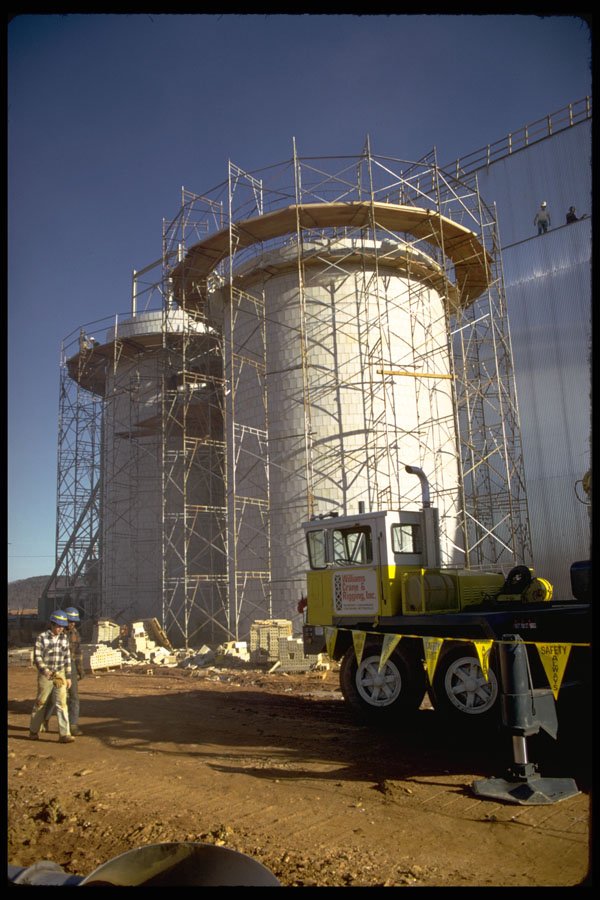 250035 Scaffolding Around Towers A4 Photo Print
