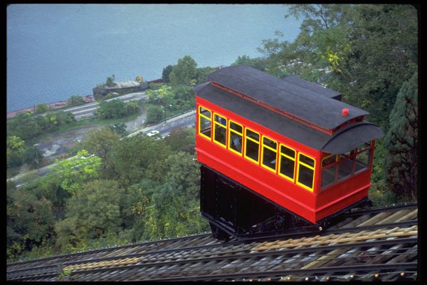 250088 Duchesne Incline Takes Passengers Up Mt. Washington A4 Photo Print