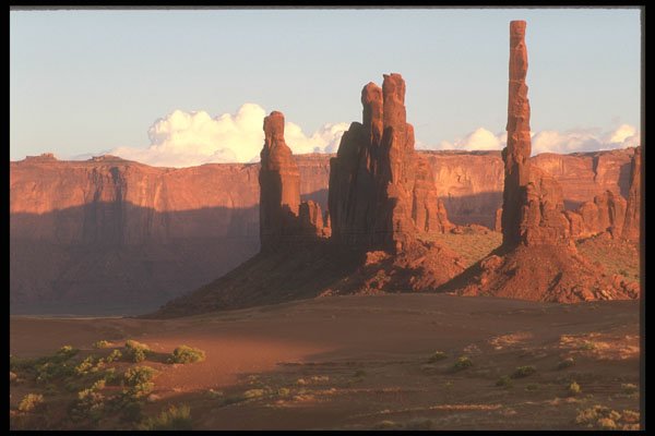 255009 Totem Poles, Monument Valley A4 Photo Print