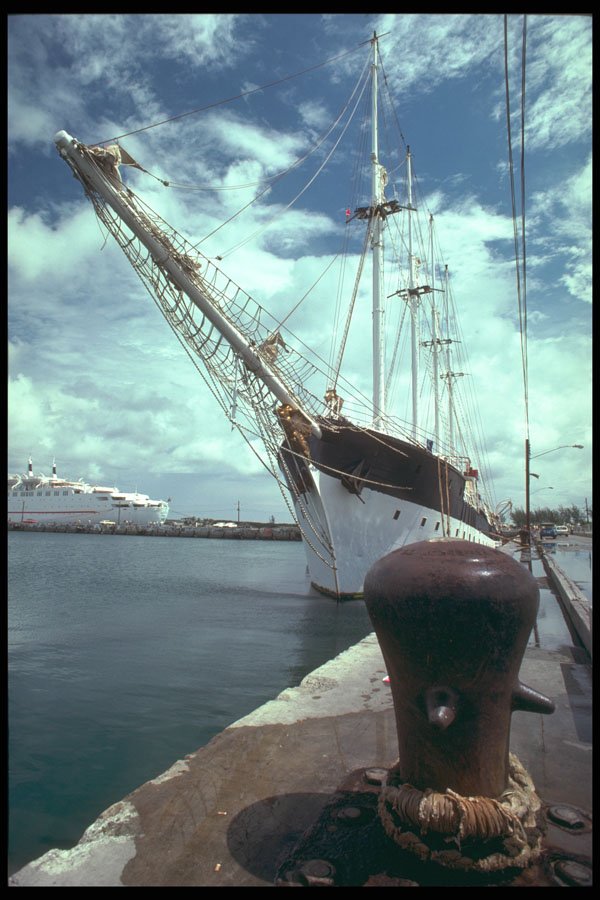 257001 The Fantome, Flagship Of The Windjammer Fleet A4 Photo Print
