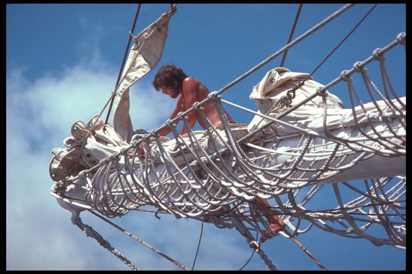 257043 Fantome, Repairing Rigging A4 Photo Print