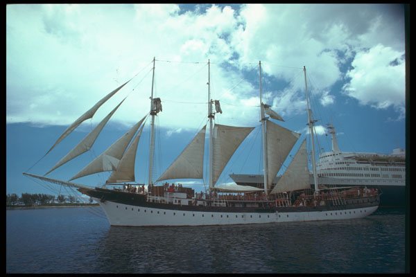 257086 Fantome Sails Past The Rotterdam A4 Photo Print