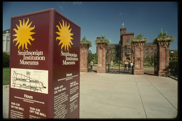 259070 Smithsonian Institute Sign A4 Photo Print