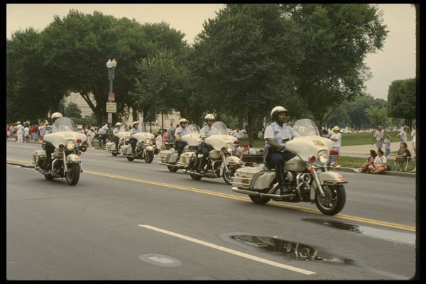 259089 Police Cyclists Lead Parade Down Constitution Avenue A4 Photo Print