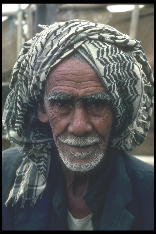 260081 Iranian Soldier, Kuwait City, Kuwait A4 Photo Print