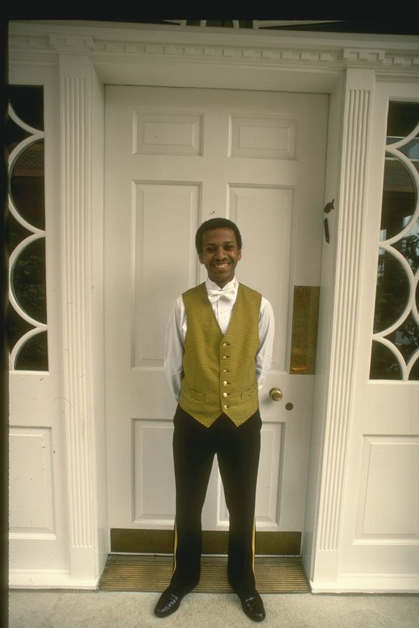 261020 Doorboy, Alexandria Inn A4 Photo Print
