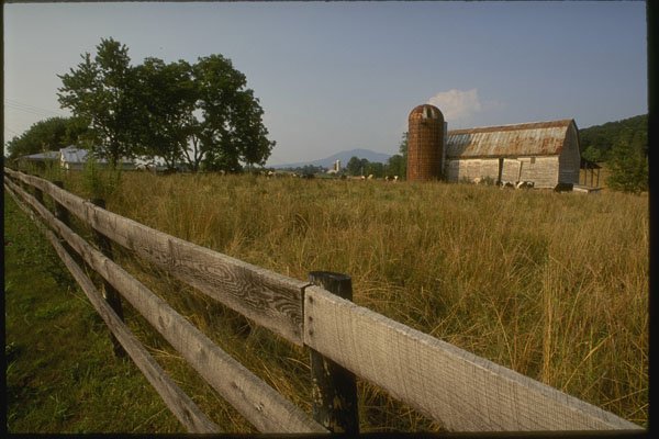 261057 Farm, Massanutten Mountains A4 Photo Print