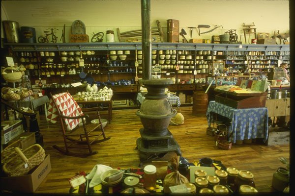 261059 Country Store, McDowell A4 Photo Print