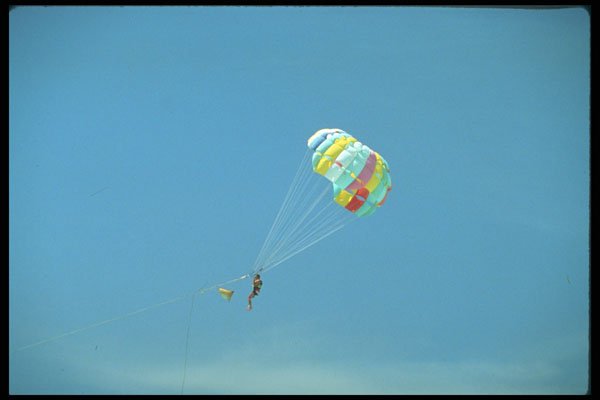 264029 Para sailing, Cancun A4 Photo Print