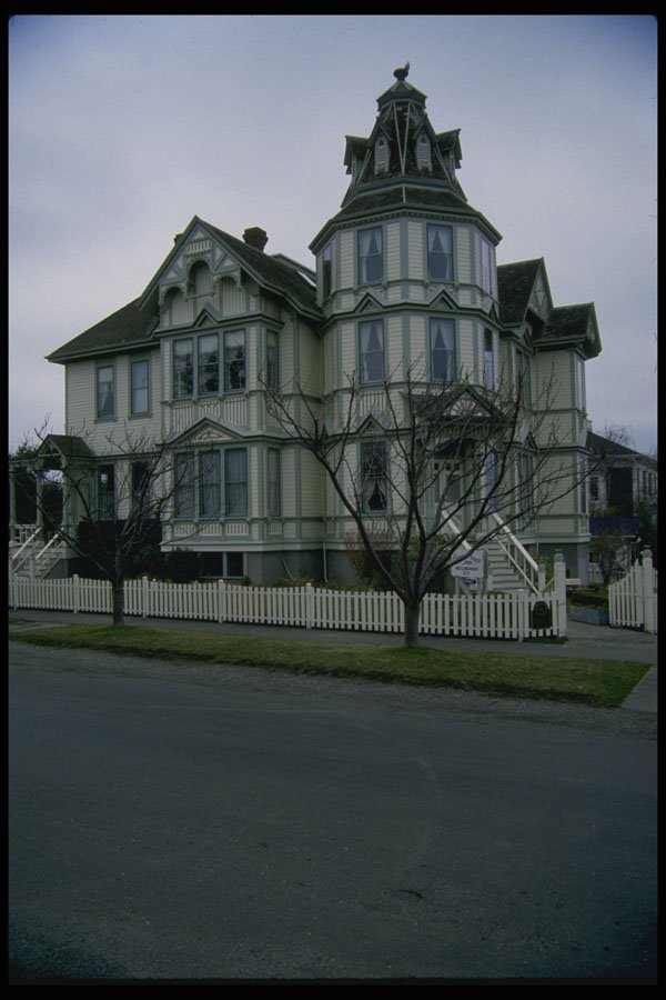266058 Starret Mansion A4 Photo Print