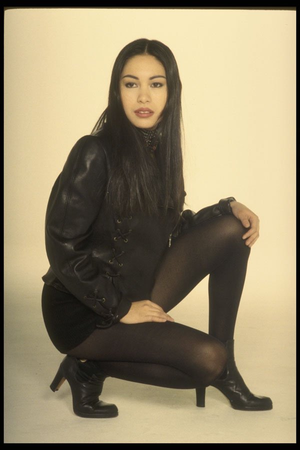 269077 Gloria, Black Jacket A4 Photo Print
