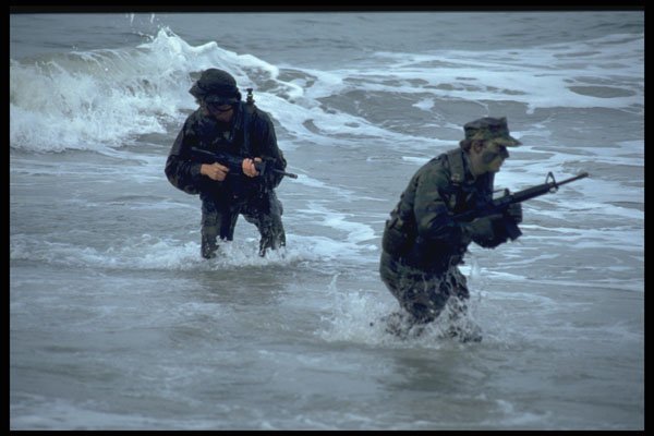 270014 Navy SEAL Team At Naval Amphibian Base, Using Combat A4 Photo Print