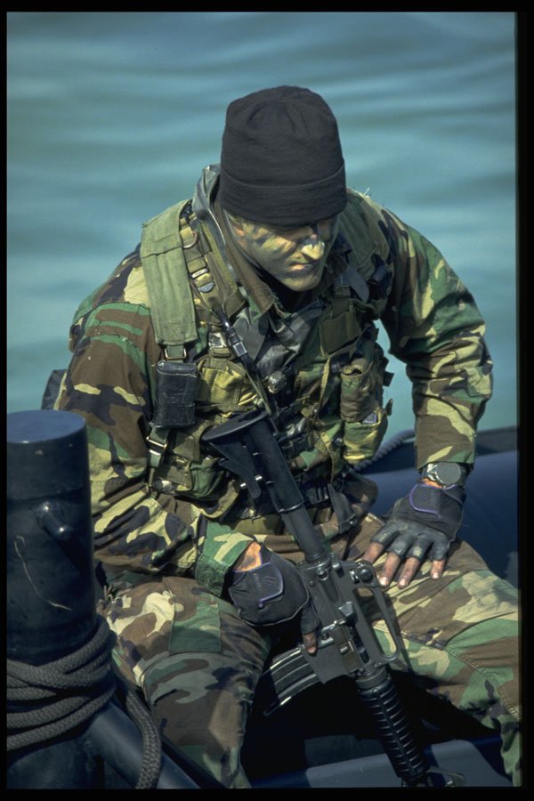270052 Navy SEALs In Rigid Inflatable Boats A4 Photo Print