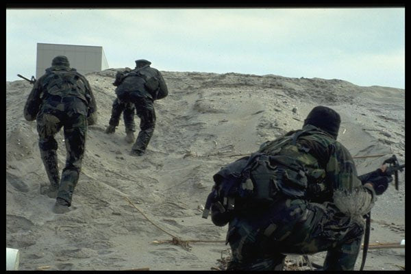 270073 Navy SEAL Team At Naval Amphibian Base, Using Combat A4 Photo Print