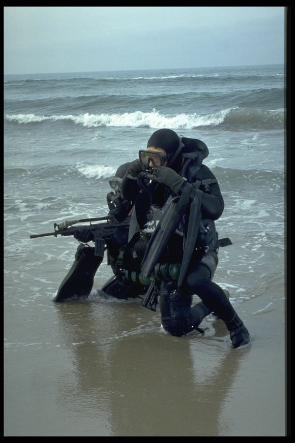 270087 Navy SEALs, Water Insertion, Frogmen A4 Photo Print