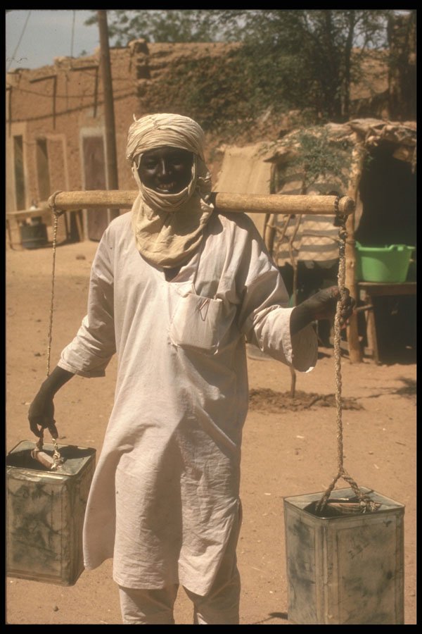 271035 Water Merchant, Mali A4 Photo Print