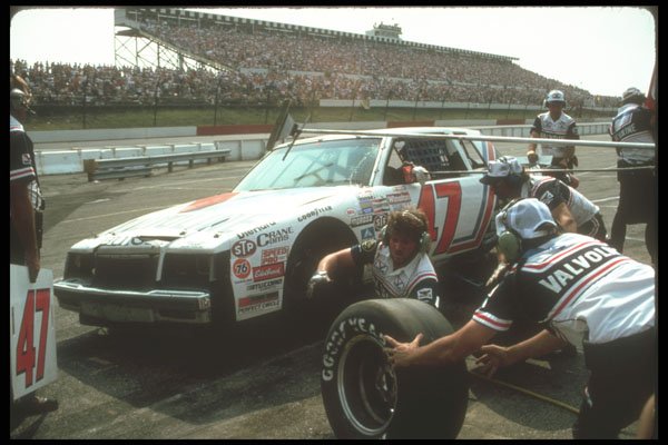 273096 A NASCAR Winston Cup Crew At Work A4 Photo Print