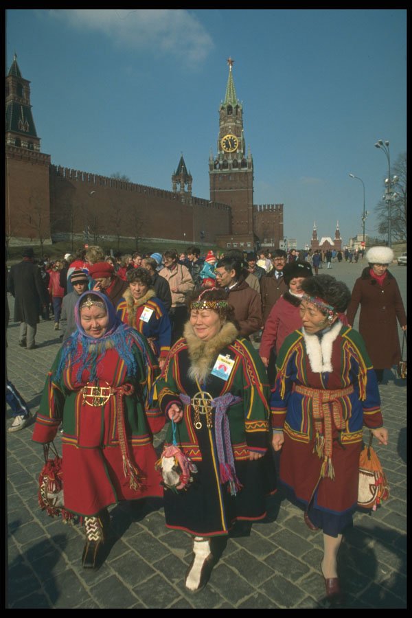 274024 Red Square A4 Photo Print