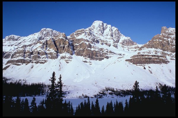 276001 Banff National Park, Bow Lake A4 Photo Print
