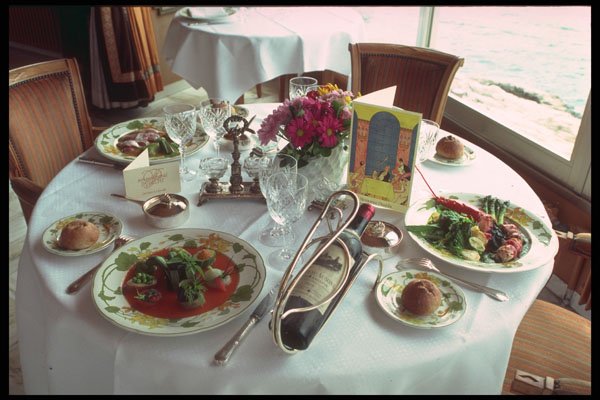 281068 Table Setting, 4 Star Restaurant A4 Photo Print