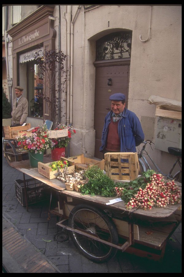 281073 Sunday Morning Market A4 Photo Print